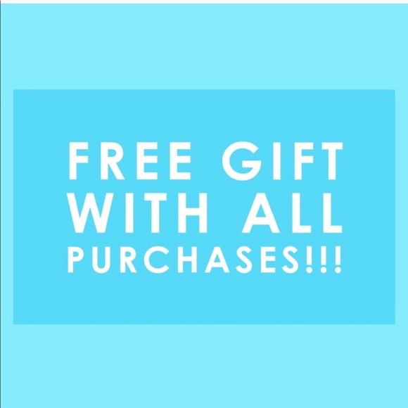 ✨ Gold Charm Hoop Earrings With Dangling Crystals - Picture 5 of 5